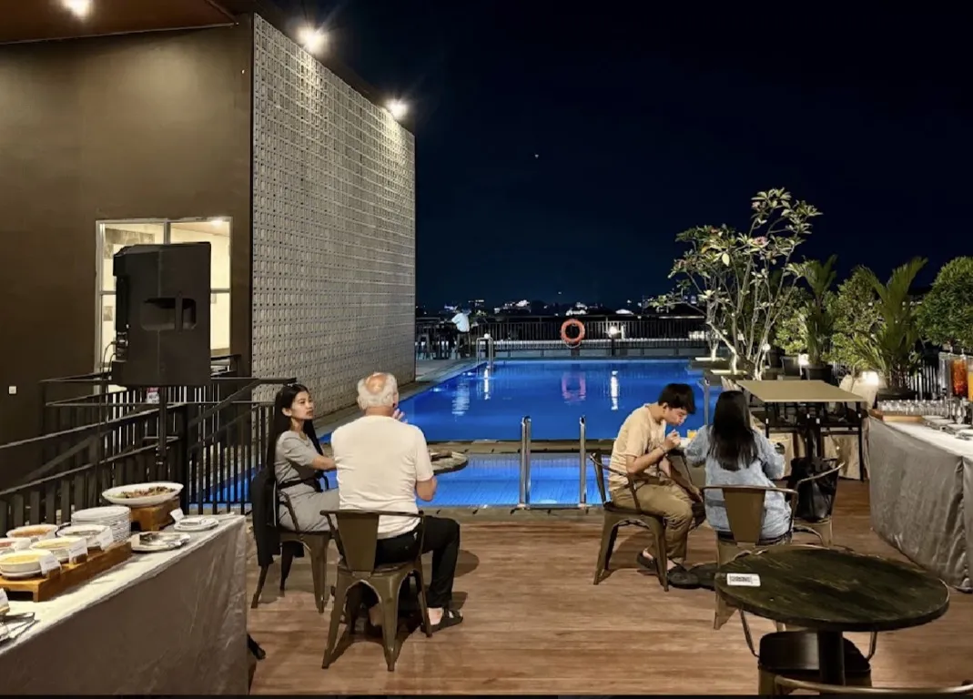 Grill & Chill, Sajian Barbecue di Rooftop 1O1 STYLE Malioboro dengan View Kota Yogyakarta