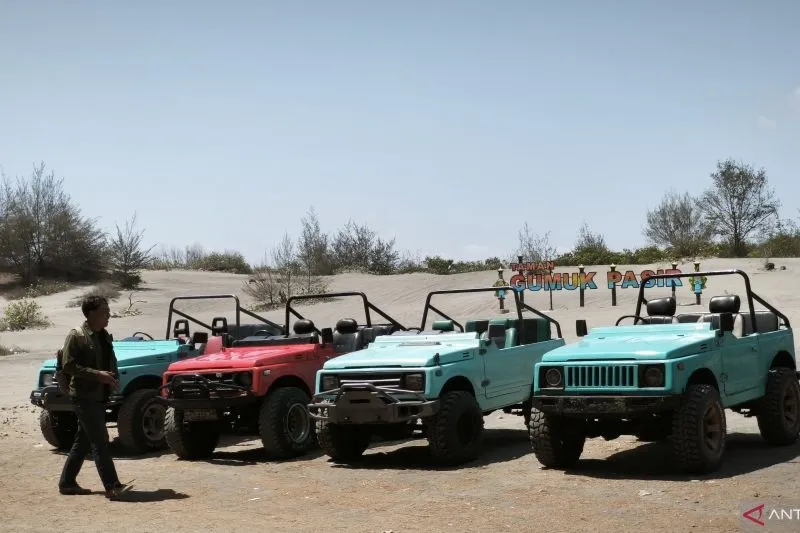 Wisata jeep Gumuk Pasir Bantul menyiapkan rute baru dengan petualangan pantai dan agrowisata yang memungkinkan wisatawan membeli hasil panen langsung dari petani.