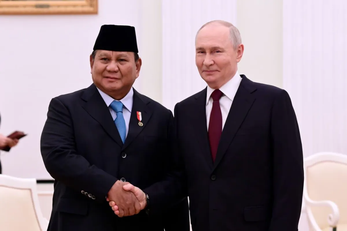 Presiden Republik Indonesia dan Presiden Rusia Vladimir Putin