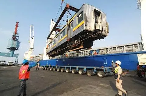 COO Danantara dan Menhub Bahas Polemik KAI Impor KRL Bekas Jepang