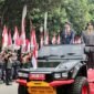 Presiden RI Jokowi dengan Presiden terpilih Prabowo Subianto kompak bersandingan menghadiri acara Apel Pengamanan Pelantikan di Mako Brimob Kelapa Dua Wetan, Depok, Jawa Barat. (Dok. Tim Media Prabowo Subianto)