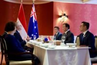 Presiden Prabowo Subianto saat menerima kunjungan kehormatan PM Australia di Lima, Peru, Kamis (14/11/2024). (Dok. Tim Media Prabowo)