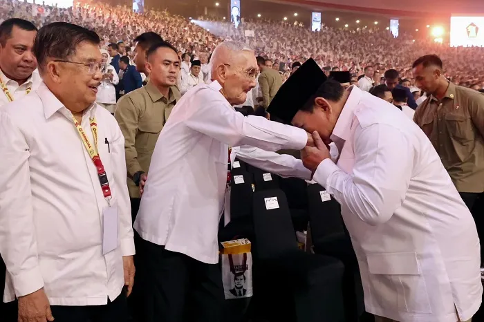 Jokowi Sempat Negosiasi Menolak untuk Berikan Sambutan di Puncak Peringatan HUT ke-17 Gerindra