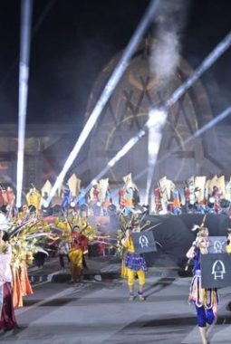 Penutupan FORNAS VIII NTB Jadi Pesta Rakyat Terbesar di NTB