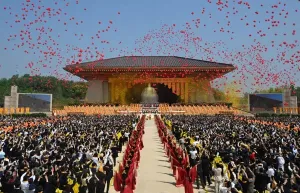 Diaspora Tionghua Dunia Gelar Ritual Bersama Menghormati Kaisar Kuning Xuanyuan di Henan