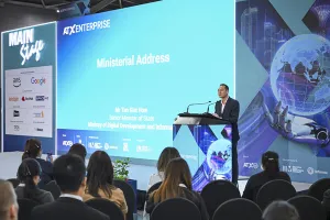 Bangun Perusahaan yang Siap AI: Singapura Luncurkan Inisiatif Baru untuk Percepat Adopsi AI dan Perkuat Ketahanan Digital